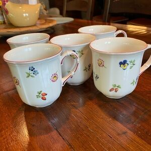 Villeroy & Boch Petite Fleur 8oz. coffee mugs (set 5)